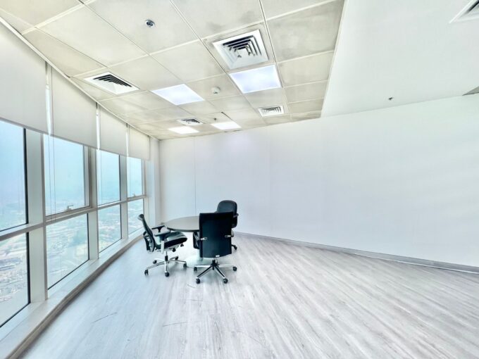 219 SQM GLASS PARTITIONED OFFICE IN WESTBAY