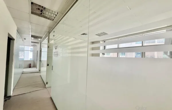 49e67048-cb25-44cd-bda0-ee960b40e41e-1762074849557-4788099000-1151_900x675