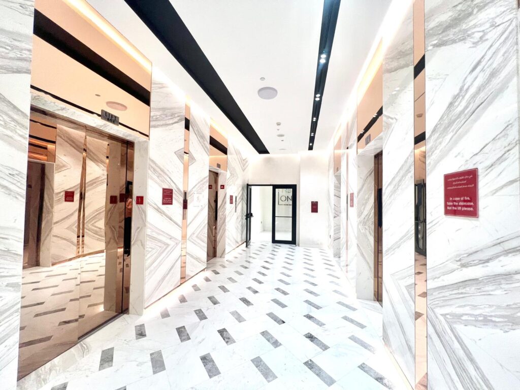 e7ffe42b-94db-45e2-b7a5-068af070329c