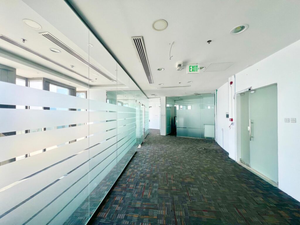 eece0ea4-c2e1-4105-af93-232e23cb2933